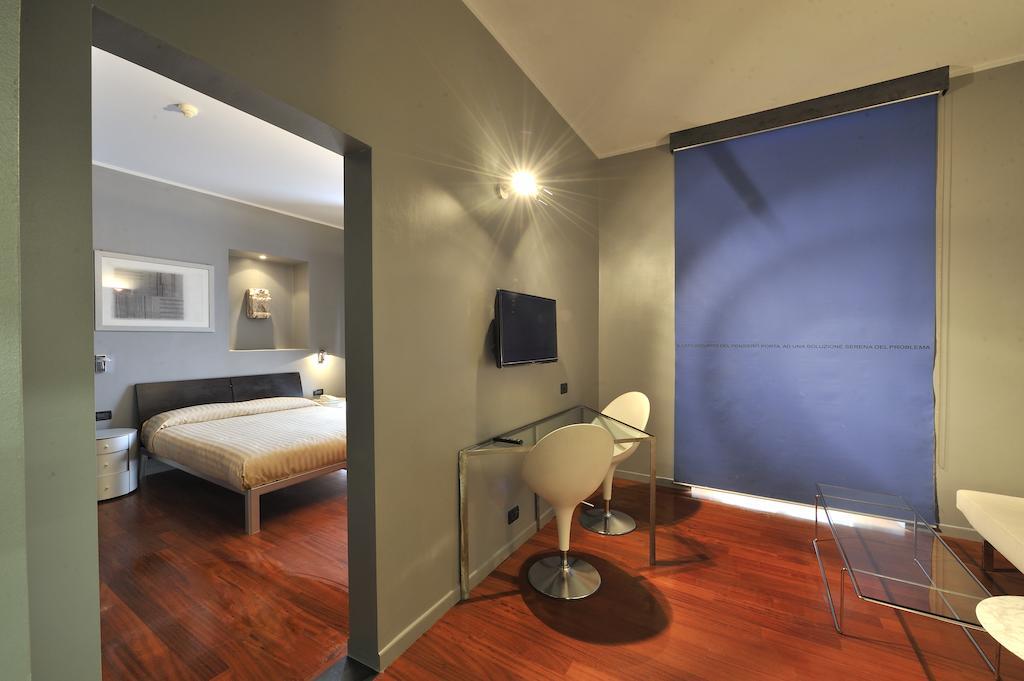 Art Boston Hotel Turyn